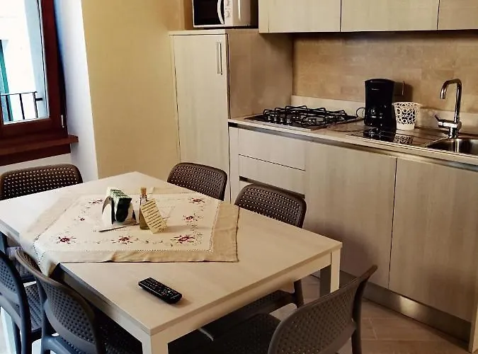 Casa Antico Borgo - 1 Assenza di Brenzone